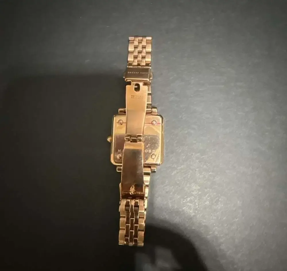 Marc Jacobs Vic Women's Rose Gold-Tone Stainless Steel Rectangular Watch MJ3514